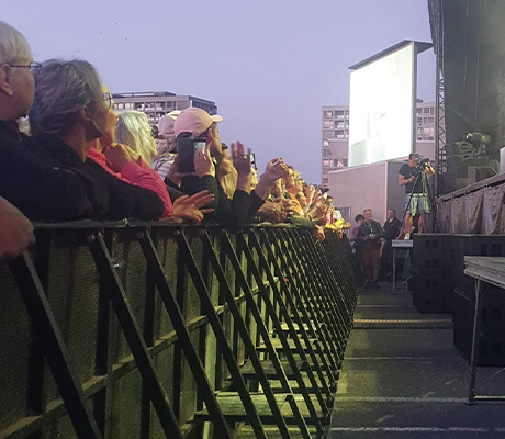 Sécurité devant scène